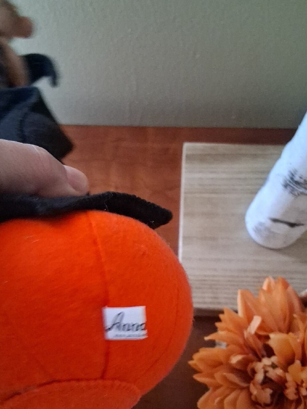 Annalee 2021 Halloween Pumpkin with Witch Hat and Mouse Accent - Orange - Picture 8 of 10
